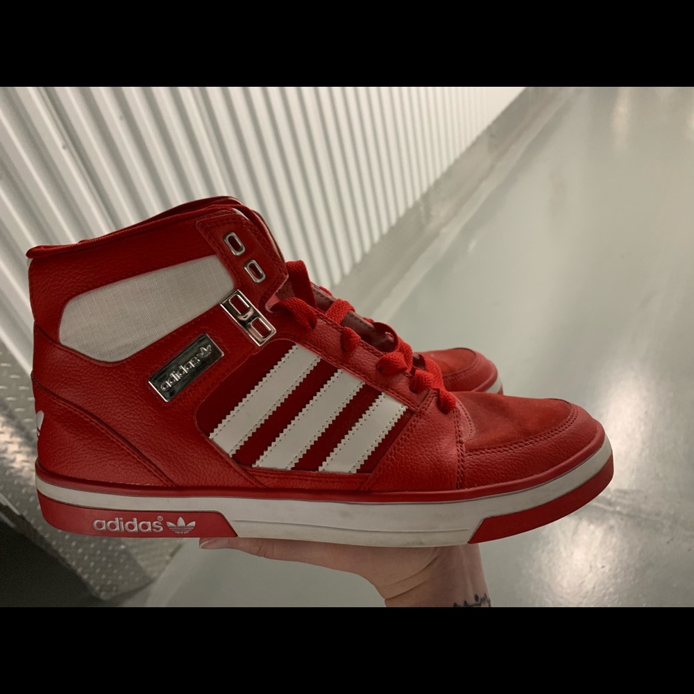 Red Hightop Adidas Mens 9.5 Sneakers